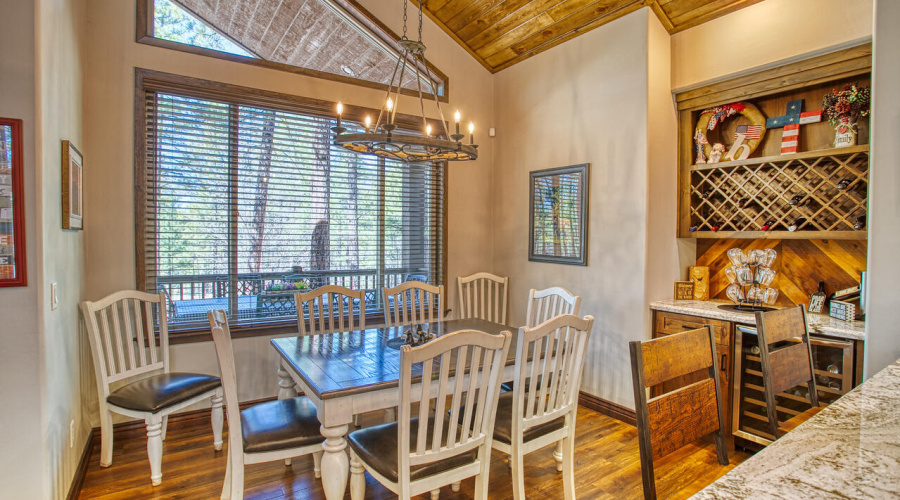Dining-Bar