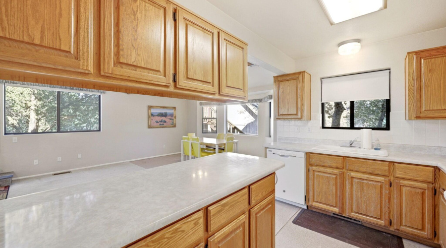 Kitchen twd Dining