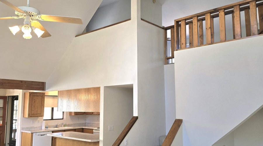 Kitch by Entry & Loft Stairs fr Great Rm