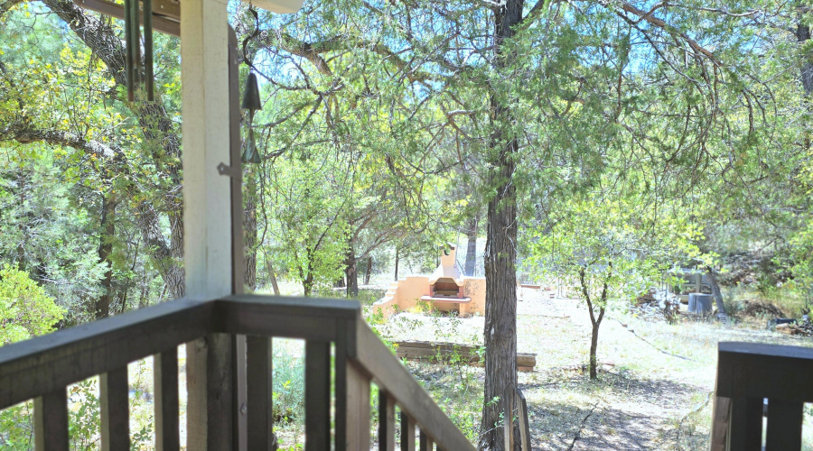 Side Yard fr Back Porch