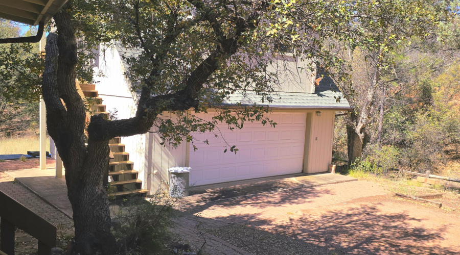Garage fr Front Porch