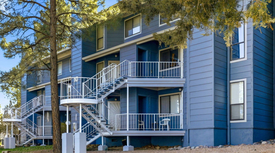 2nd Floor Landing