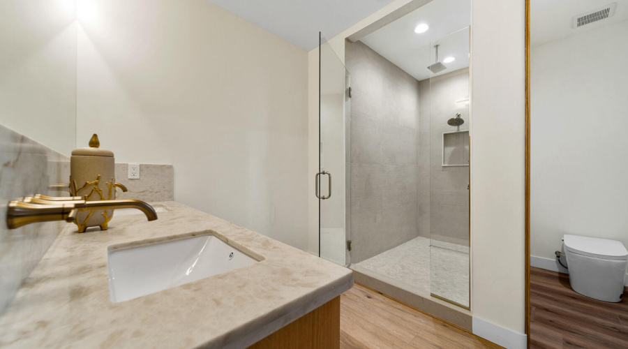 En-suite 2
