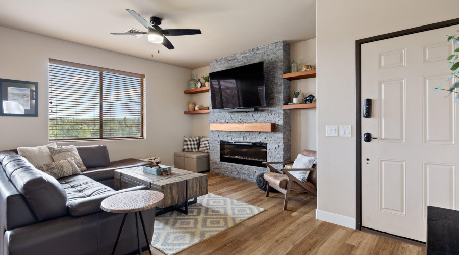 Living Rm