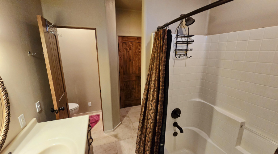 2nd Bathroom