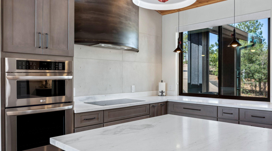 Spacious Kitchen