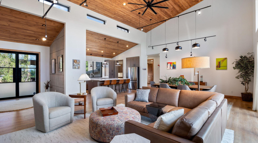 Gorgeous great room