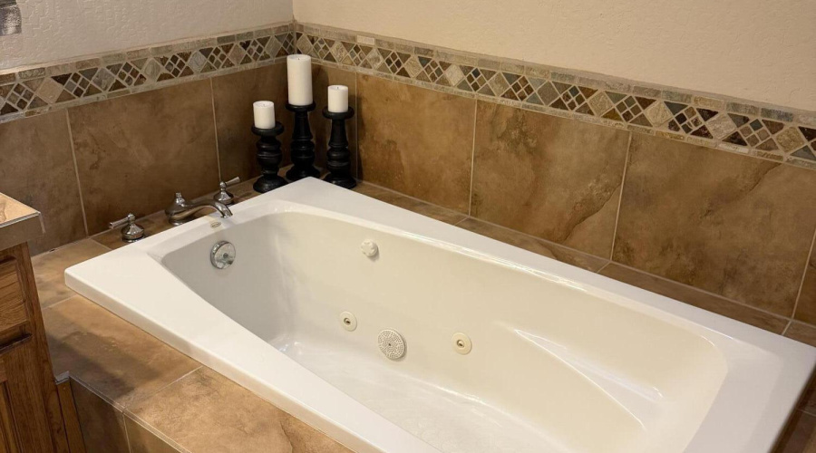 master jetted tub