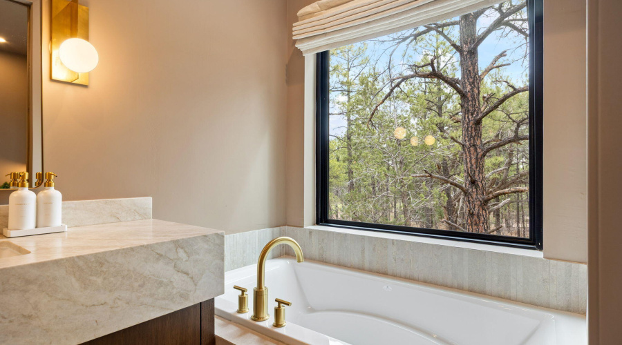East Wing 3rd Suite Bathroom