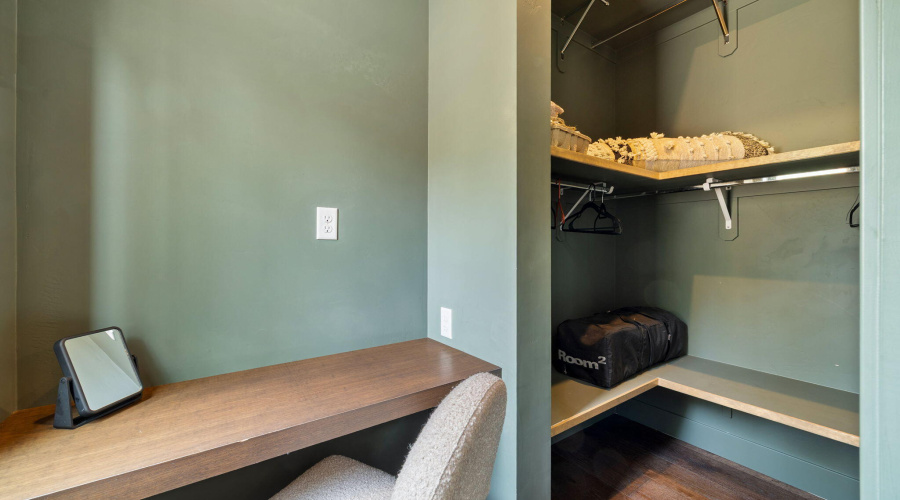 East Wing 4th Suite Study