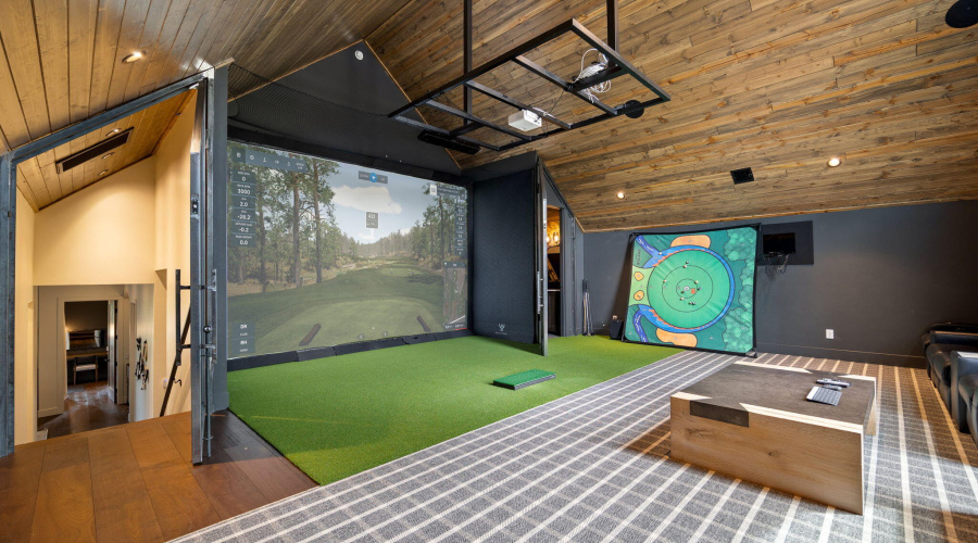 East Wing Bonus Room