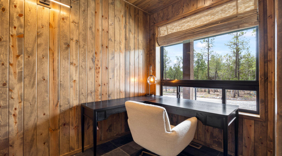 Office Nook off entry