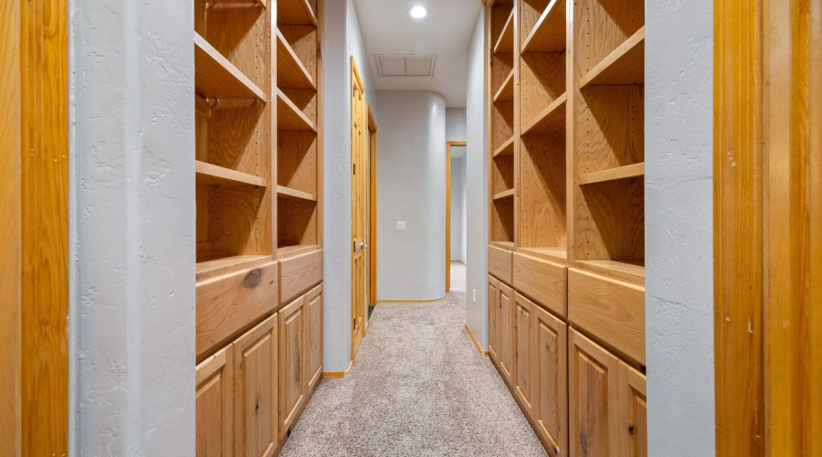 Storage-Display