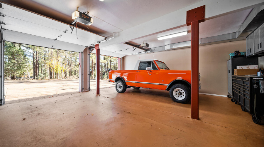 2 Car Garage