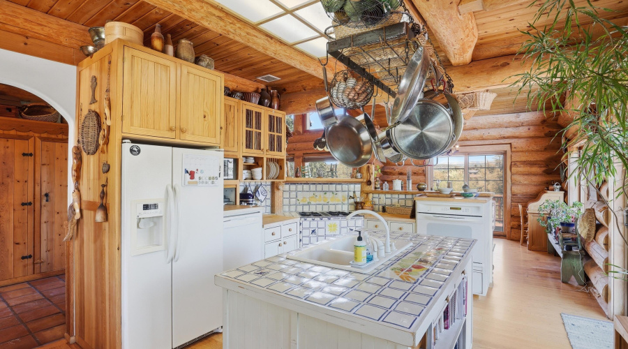 Kitchen (1)