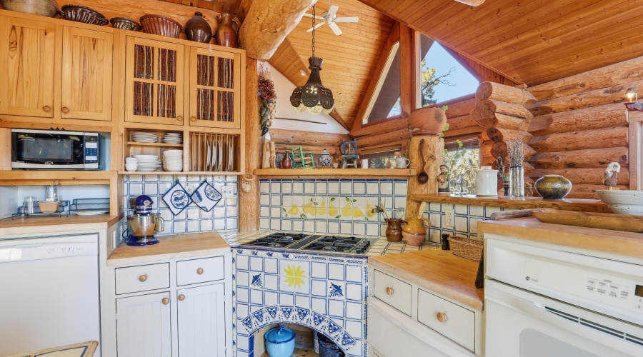Kitchen (3)