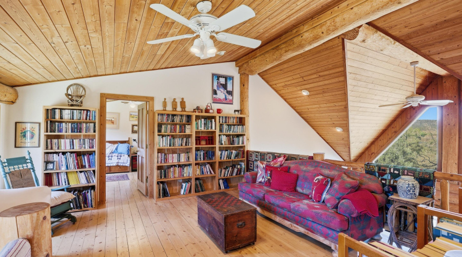 Loft (2)