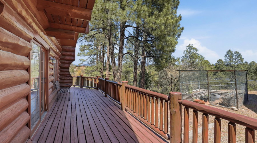 Wrap-Around Deck (4)