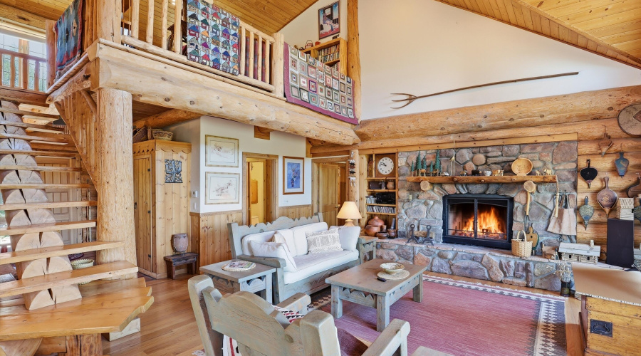 Living Room (3)