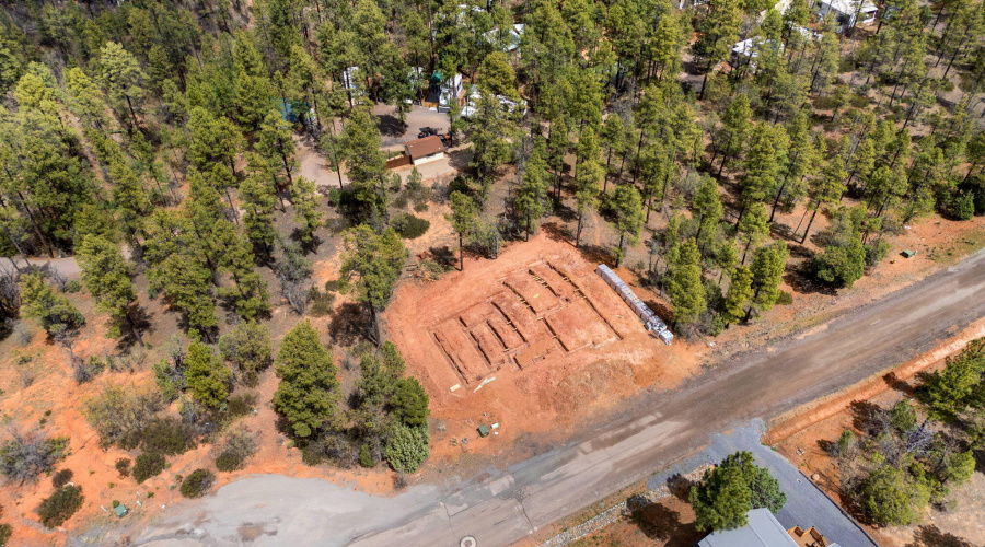 6994 Leo Ln