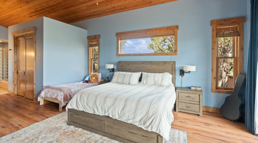 7 Primary bed