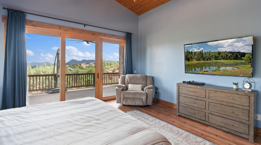 7 Primary bedroom views