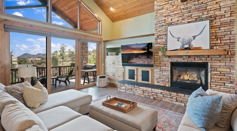 2 Living room views 2