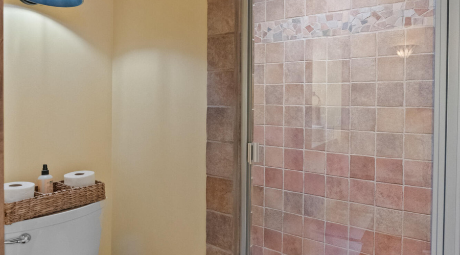 2.5 Bath 1 (2)