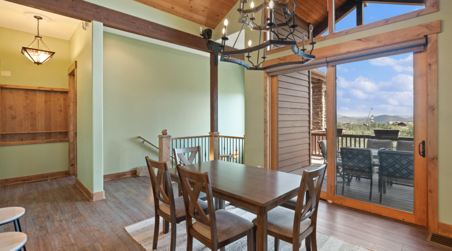 5.5 Dining room