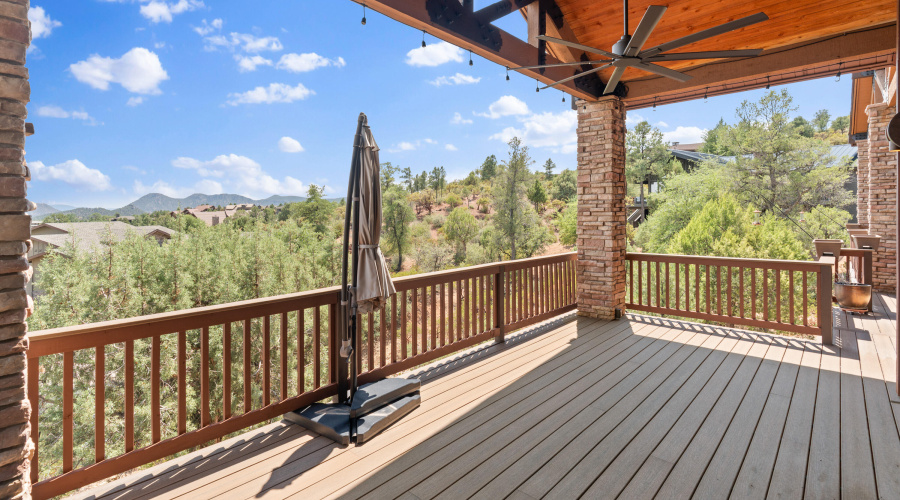 14 Balcony 2