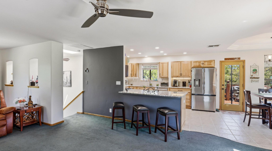 901_Ridgeway_004 copy