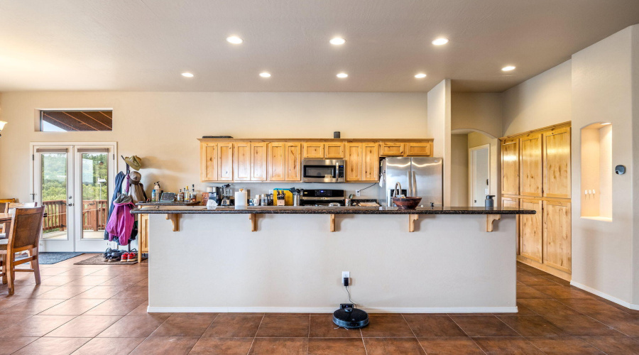 Spacious kitchen