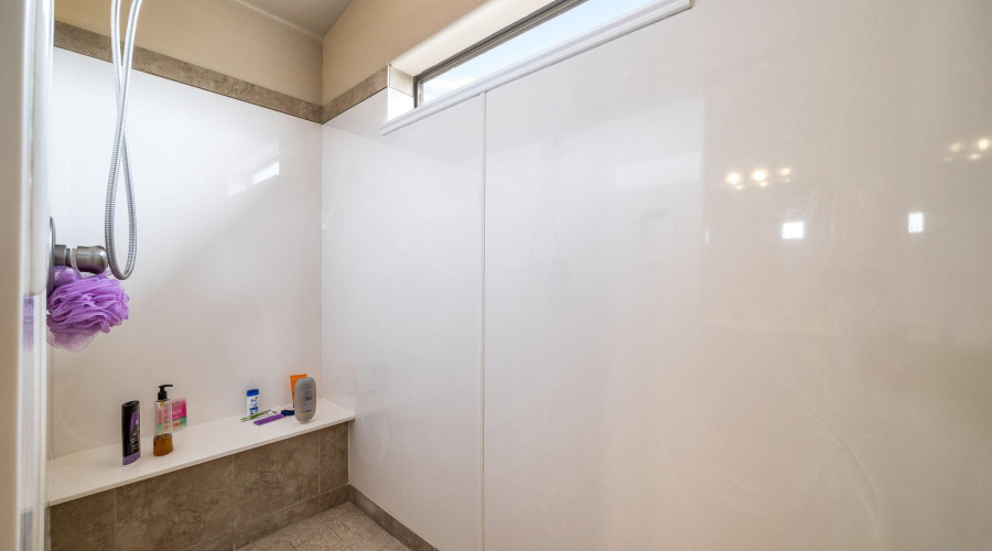 Walk in shower