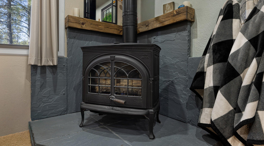 Gas fireplace