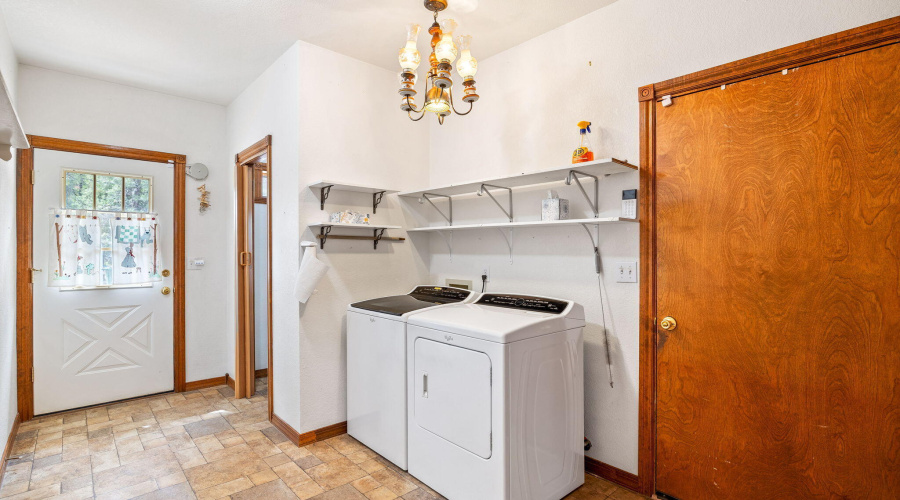 1st Story Laundry Room