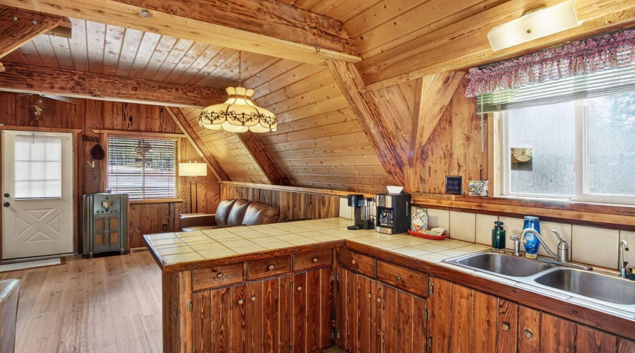 Kitchen area - 1