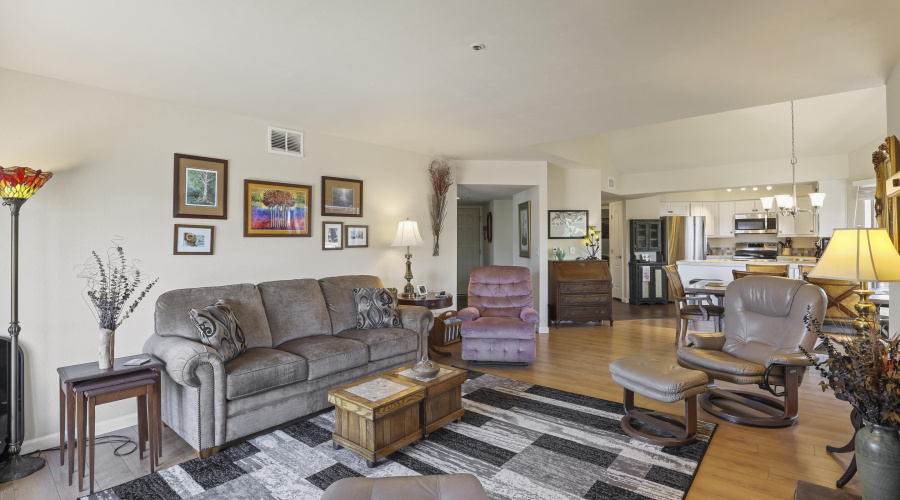 Living Room (4)