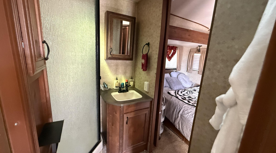 Rv Bath