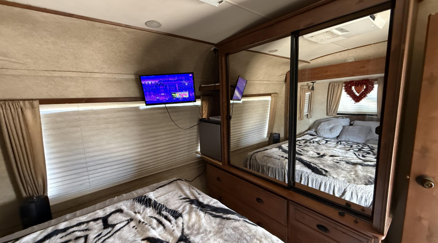 Rv befroom