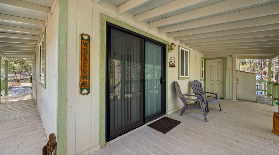 Partial wrap around deck - 3 sides
