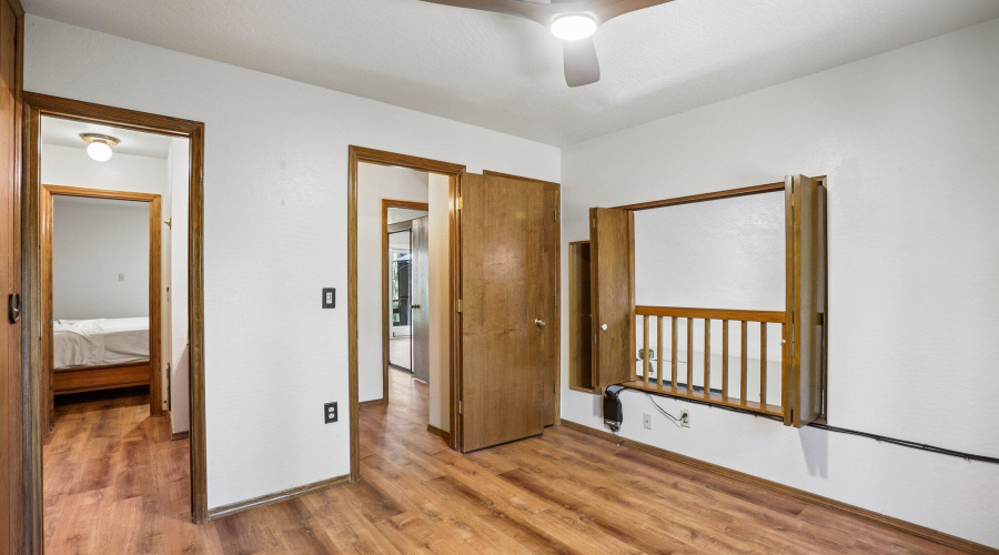 21-web-or-mls-Saddle Mountain Rd-S2204-0
