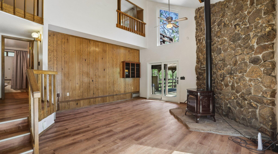 7-web-or-mls-Saddle Mountain Rd-S2204-00
