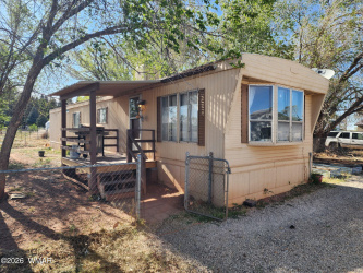 303 Center Street, Taylor, Arizona 85939, Bedrooms, ,Bathrooms,Residential,For Sale,Center,260748