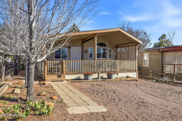 2218 Rodeo Road, Overgaard, Arizona 85933, Bedrooms, ,Bathrooms,Residential,For Sale,Rodeo,259818