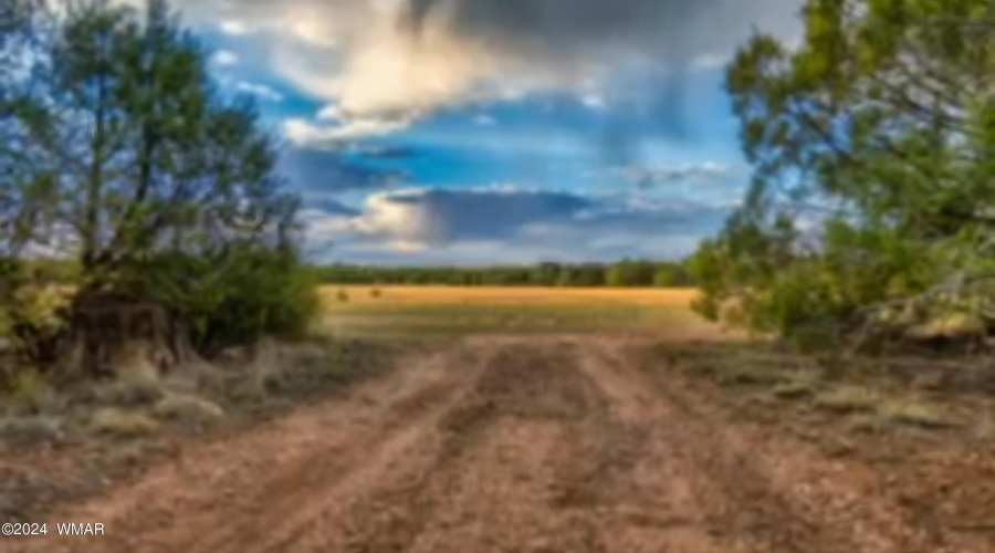 Sunsets @ Echo Court 2.85 Acres of Land