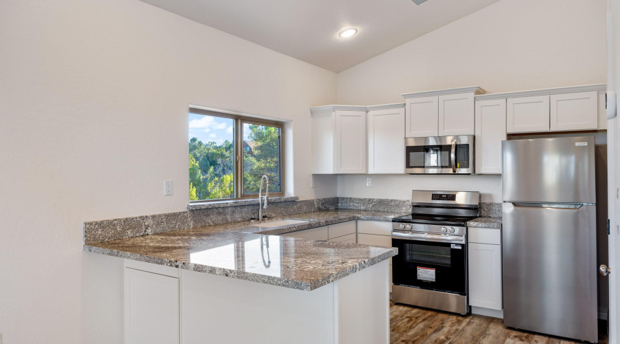 1582EchoCir-Heber-AZ-15