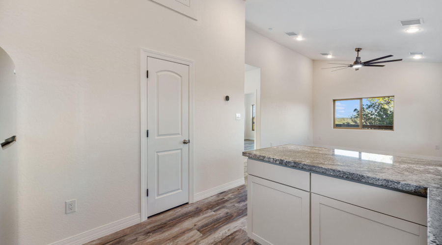 1582EchoCir-Heber-AZ-18