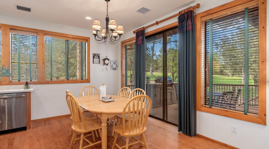 2404 E Scarlet Bugler Cir - 10
