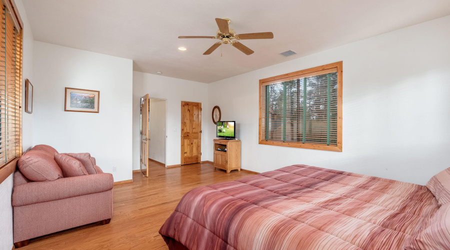 2404 E Scarlet Bugler Cir - 22