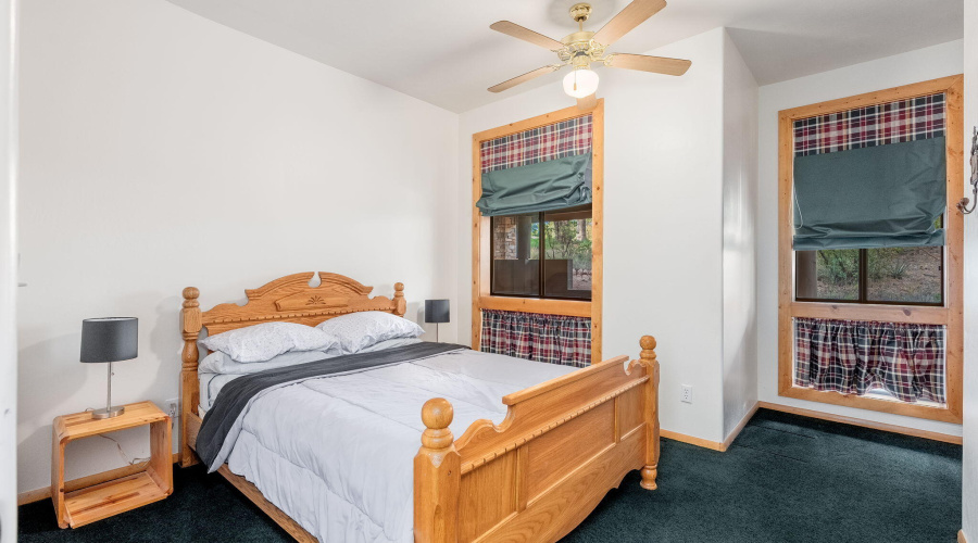 2404 E Scarlet Bugler Cir - 25